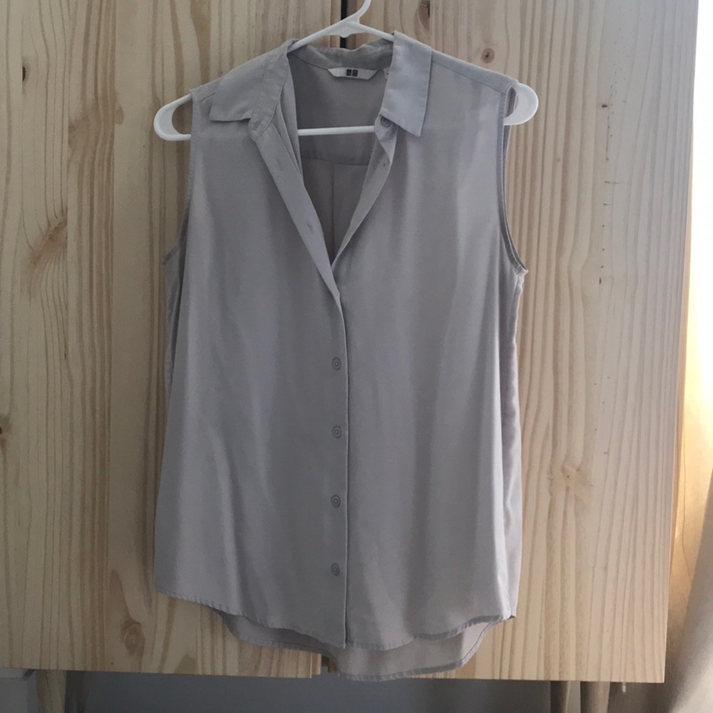Uniqlo tank